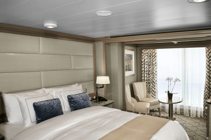 Silversea Cruises - Silver Moon - Panorama Suite.png